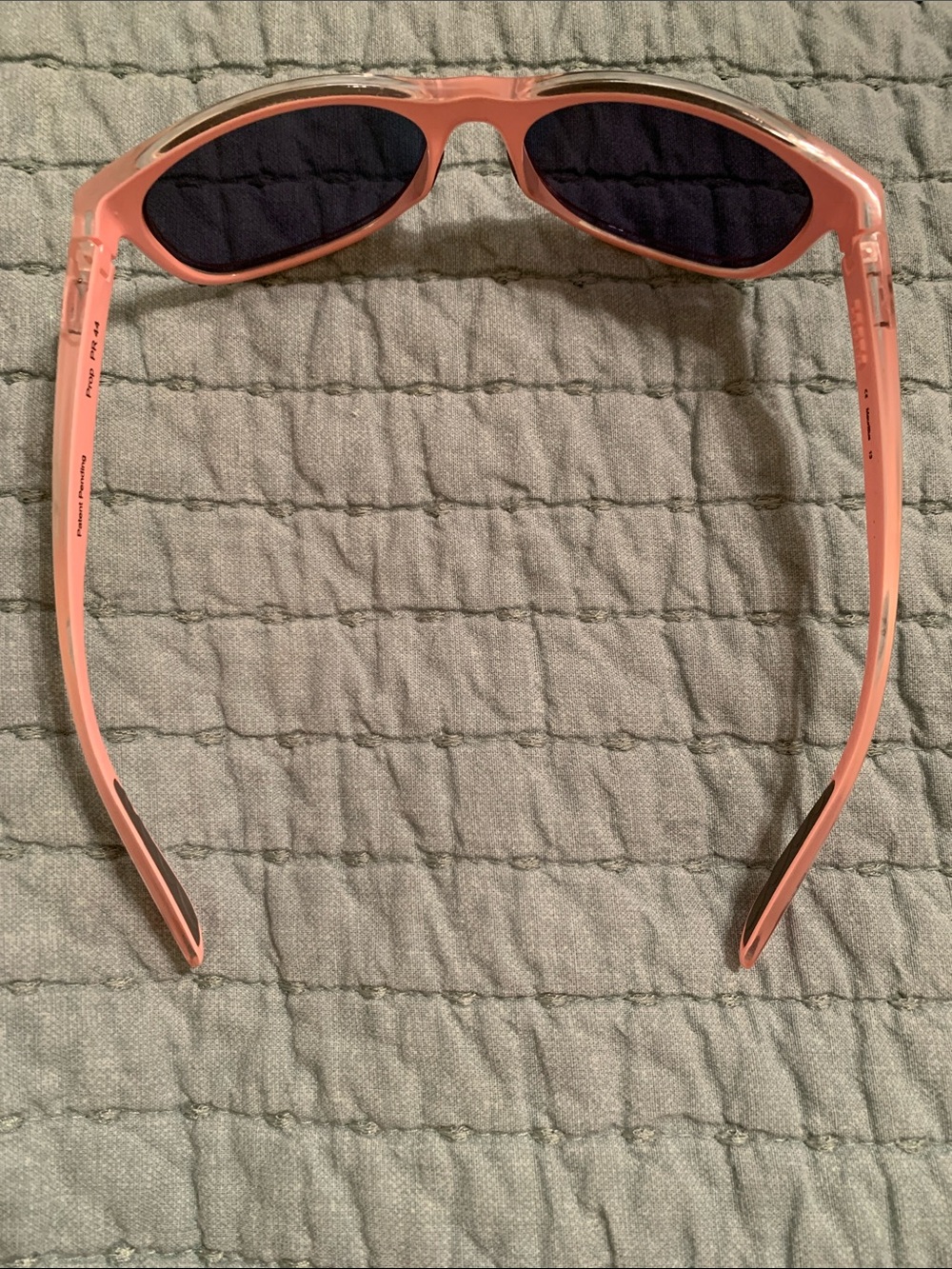 Costa Pink Frame Women's Sunglasses with Dark Lenses - Picture 4 of 8